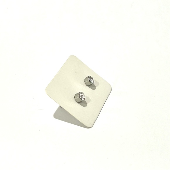 Clear Small Platinum Plated Stud Earrings - Picture 4 of 7